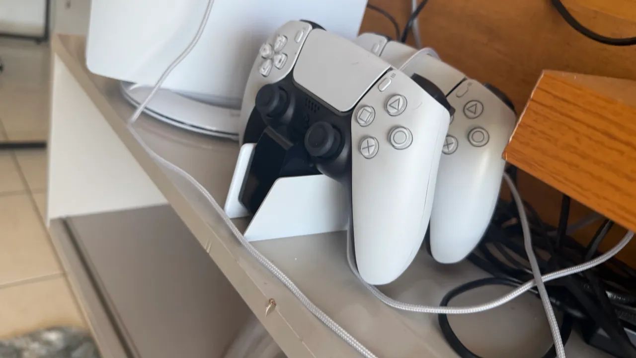 Ps5 Slim Mídia Digital + Acessórios  - Foto 5