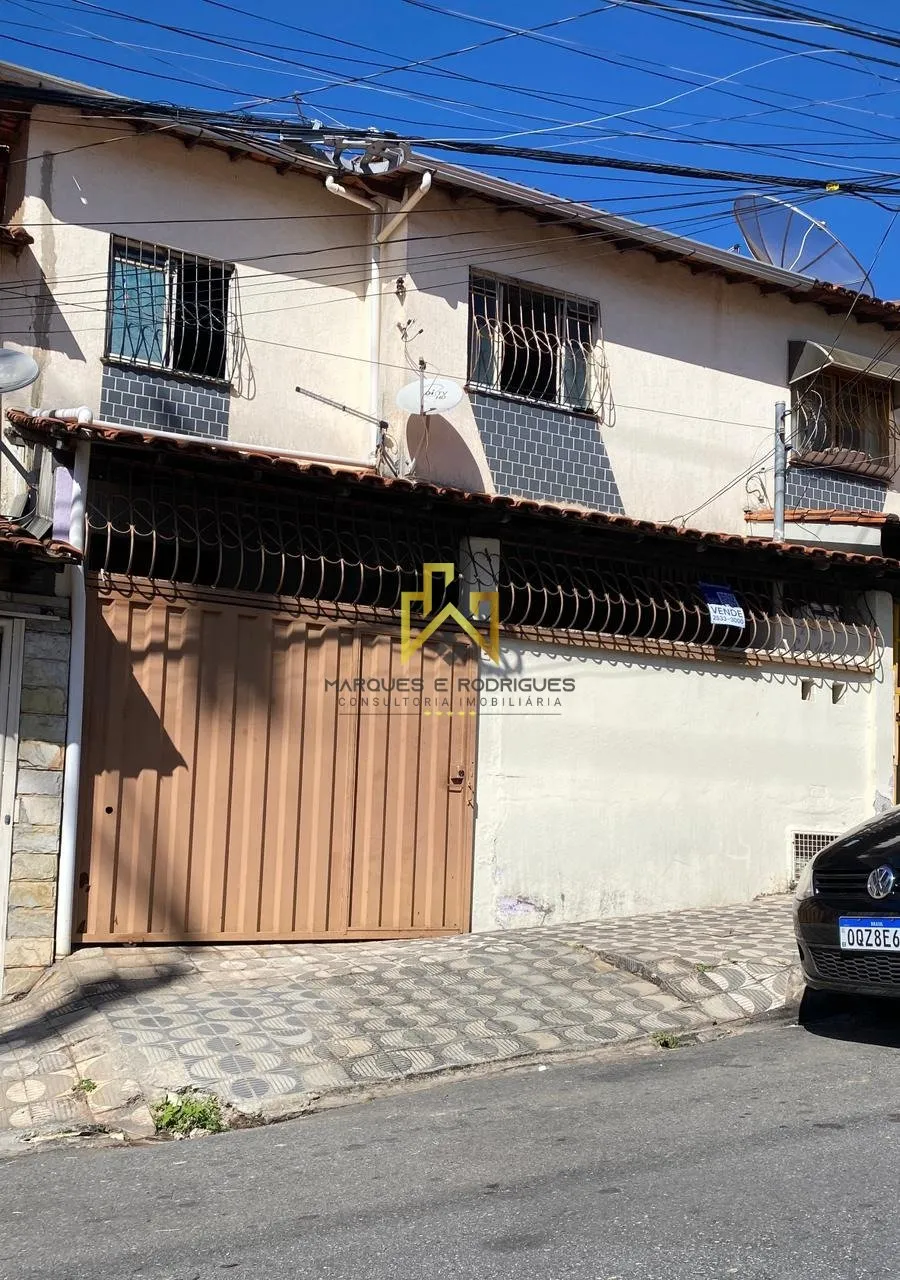 Casa com entrada independente no Vila Cloris