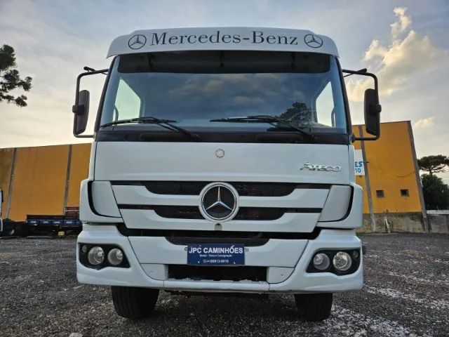 Mercedes Atego 2425