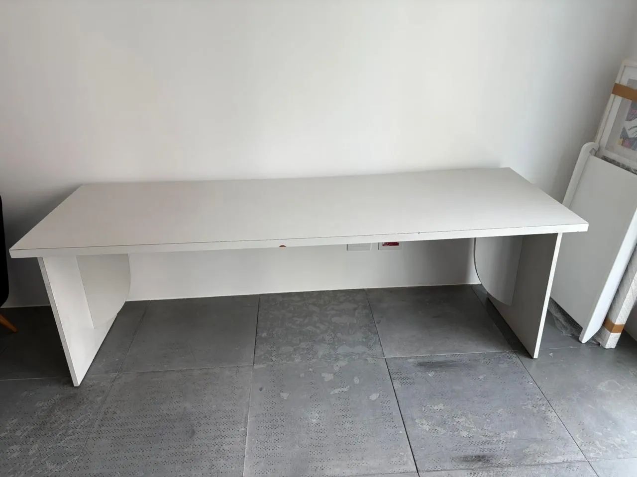 Mesa de Escritório Branca Elegante