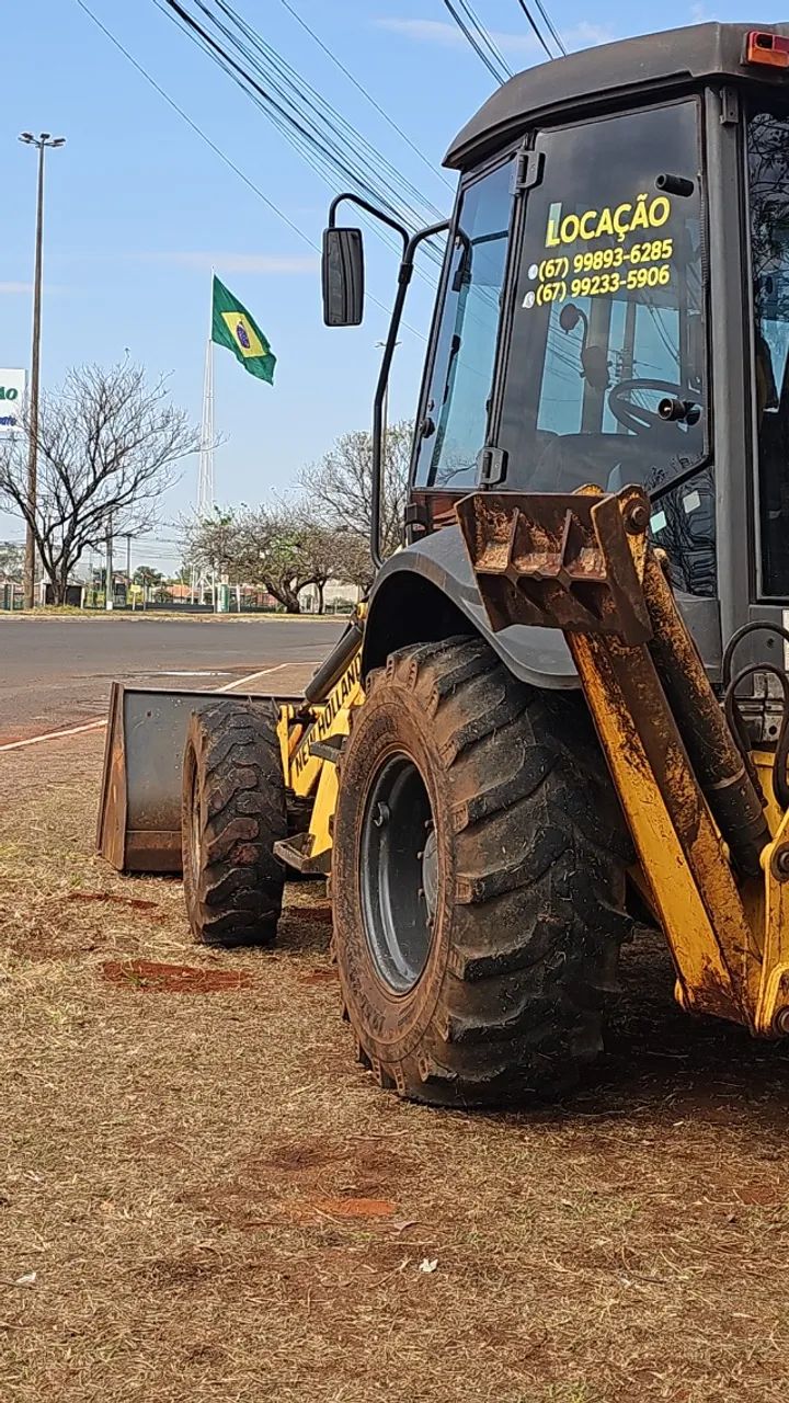 Retroescavadeira 2018 - Foto 2