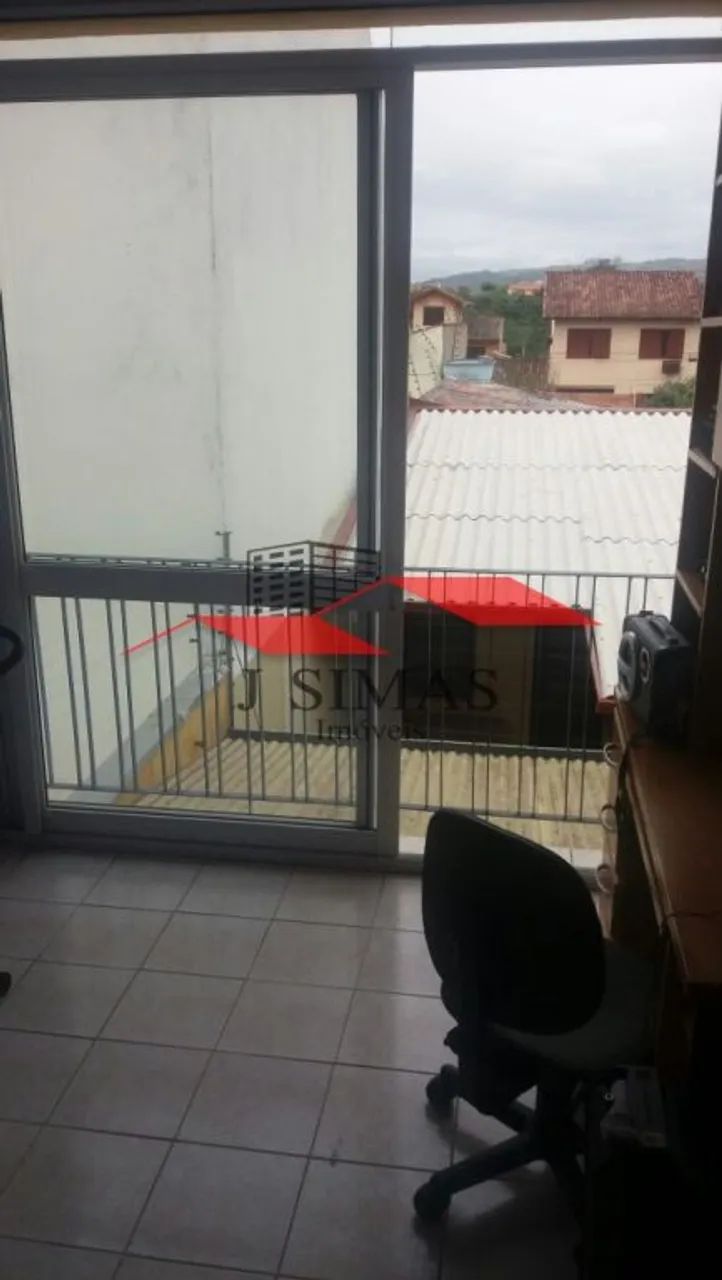 Casa (Padrão), com 3 quartos e 2 banheiros à Venda, 160 m² em Porto Alegre/RS - Foto 5