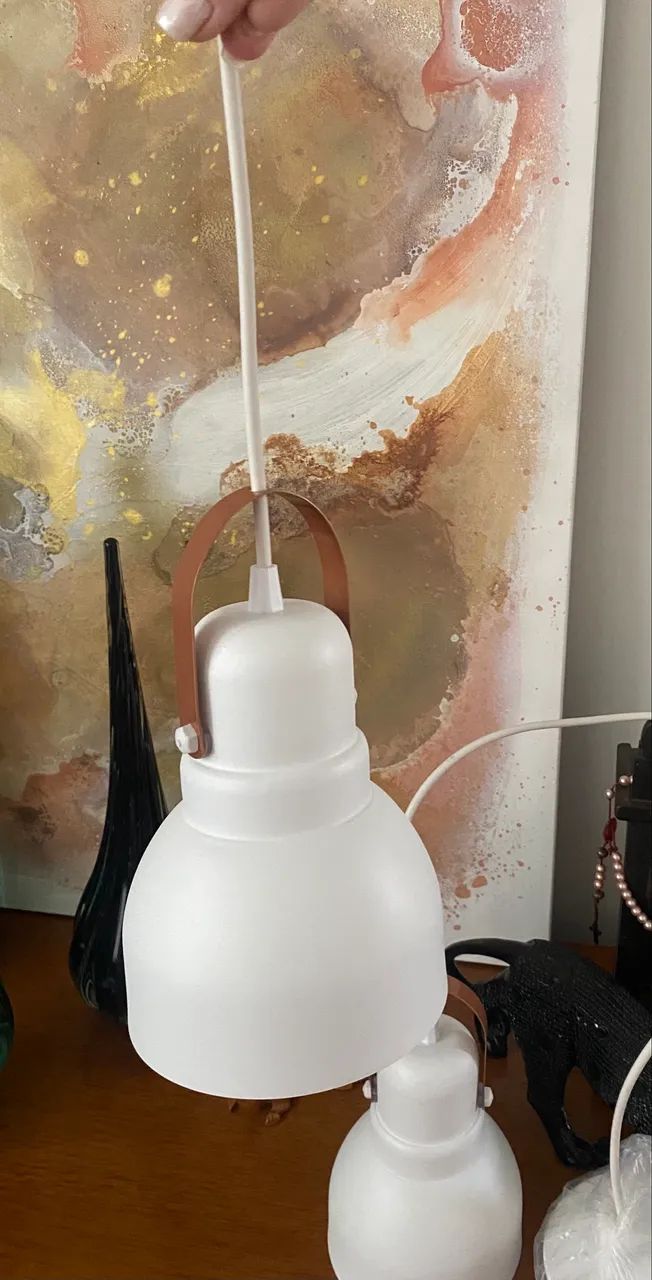Par de lustres pendentes metal branco 