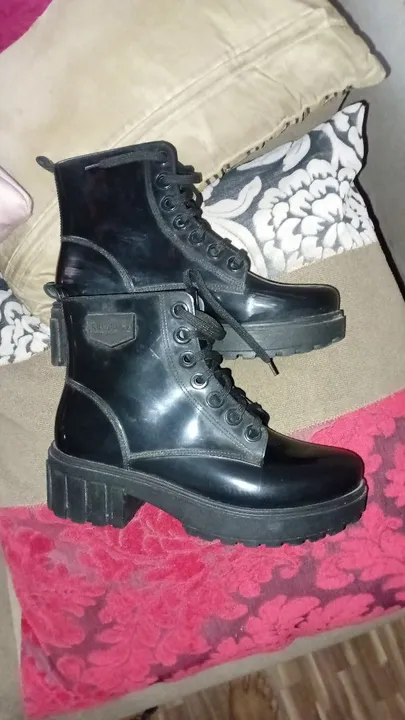Bota, pontuação 37 / 38,200,00 reais