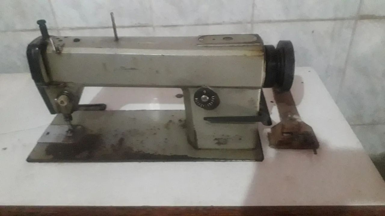 Máquina de costura industrial  - Foto 6