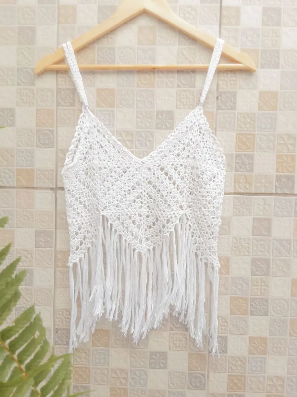 Top Crochê Branco com Franjas