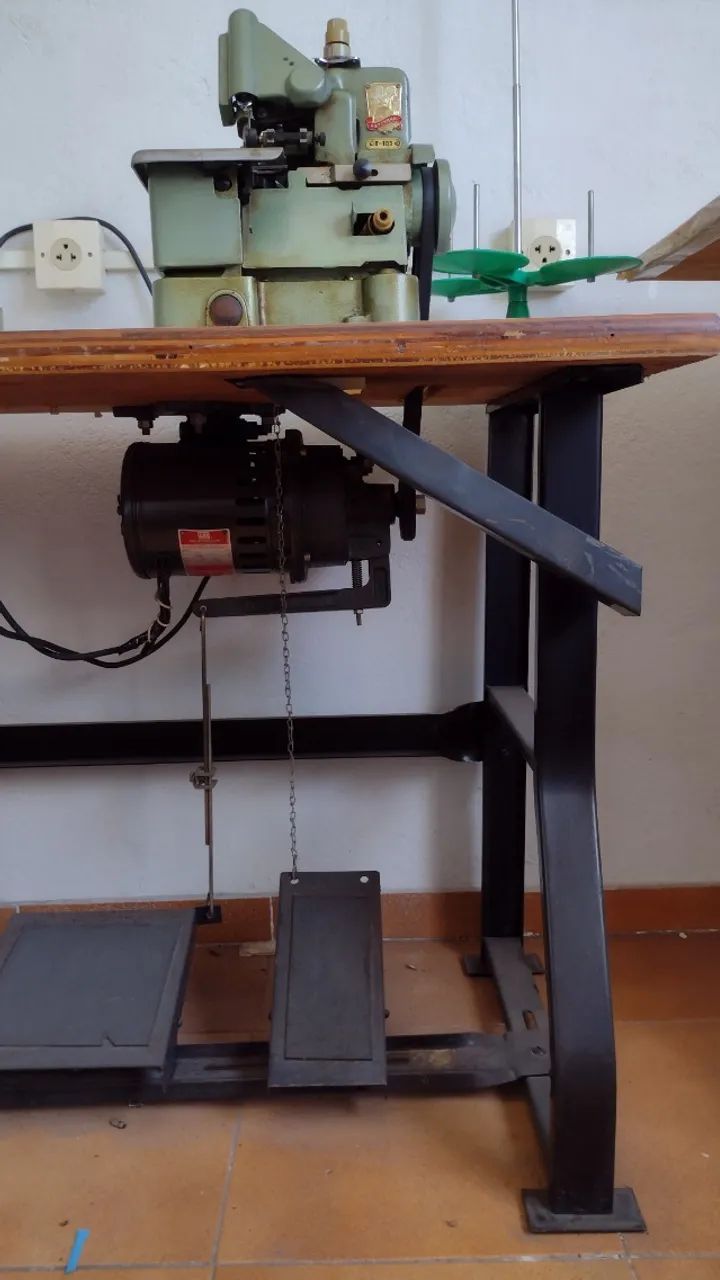 Maquina Overlock 3 fios T-103 Lubrificação Automatica - Foto 2