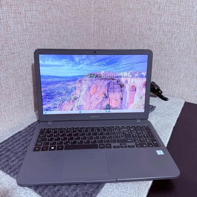 Notebook Samsung Intel i3 7th | 8GB RAM | SSD 128GB + HD 1TB | 15