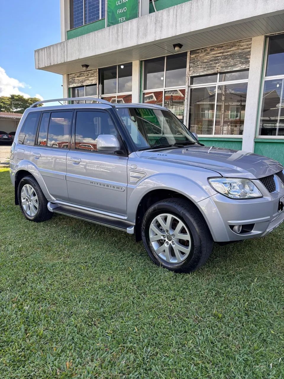Pajero Tr4