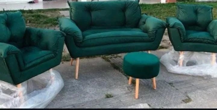 Conjunto Sofá e Poltronas Verde