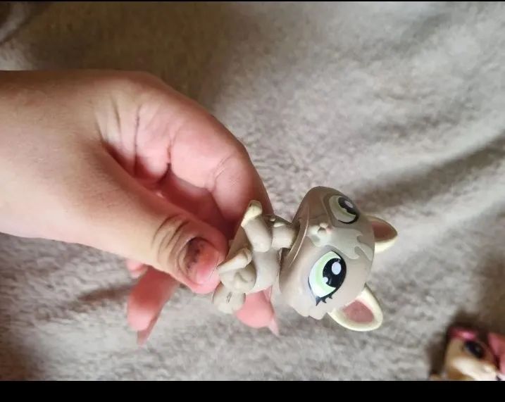 Gata Cinza sentada - Lps Littlest Pet Shop - Foto 3