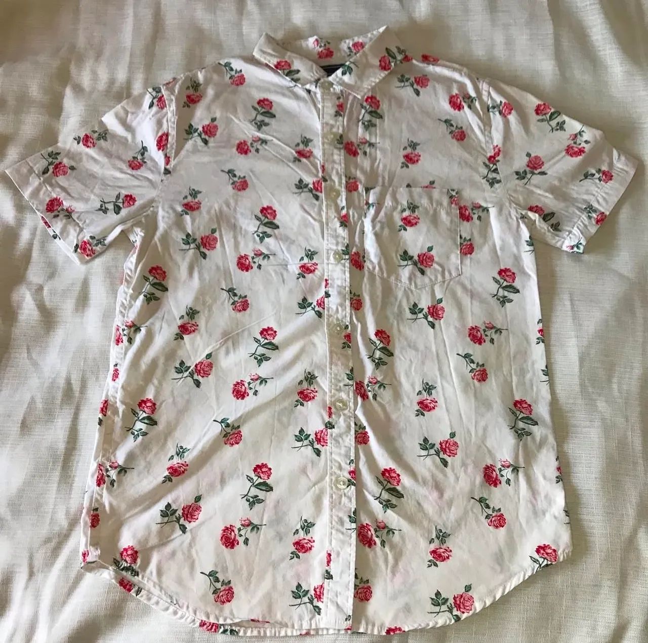blusa botao forever 21