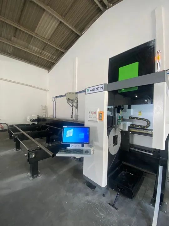 Máquina de Corte tubo a laser - Foto 2