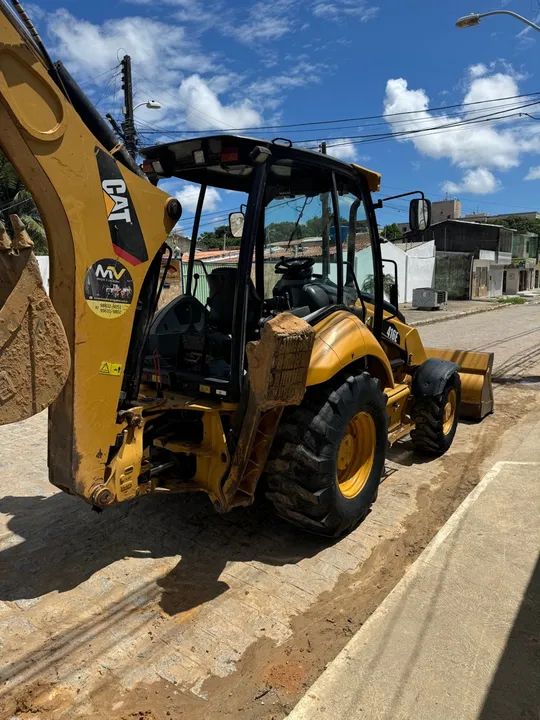 Retro escavadeira 416E ano 2012 - Foto 2
