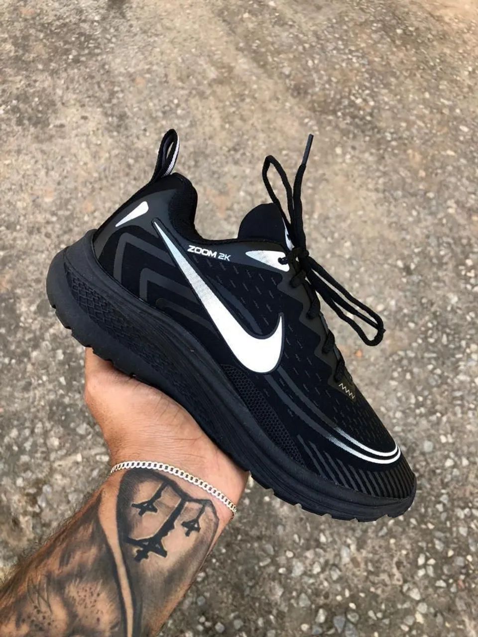 Tênis Nike Zoom 2K Preto