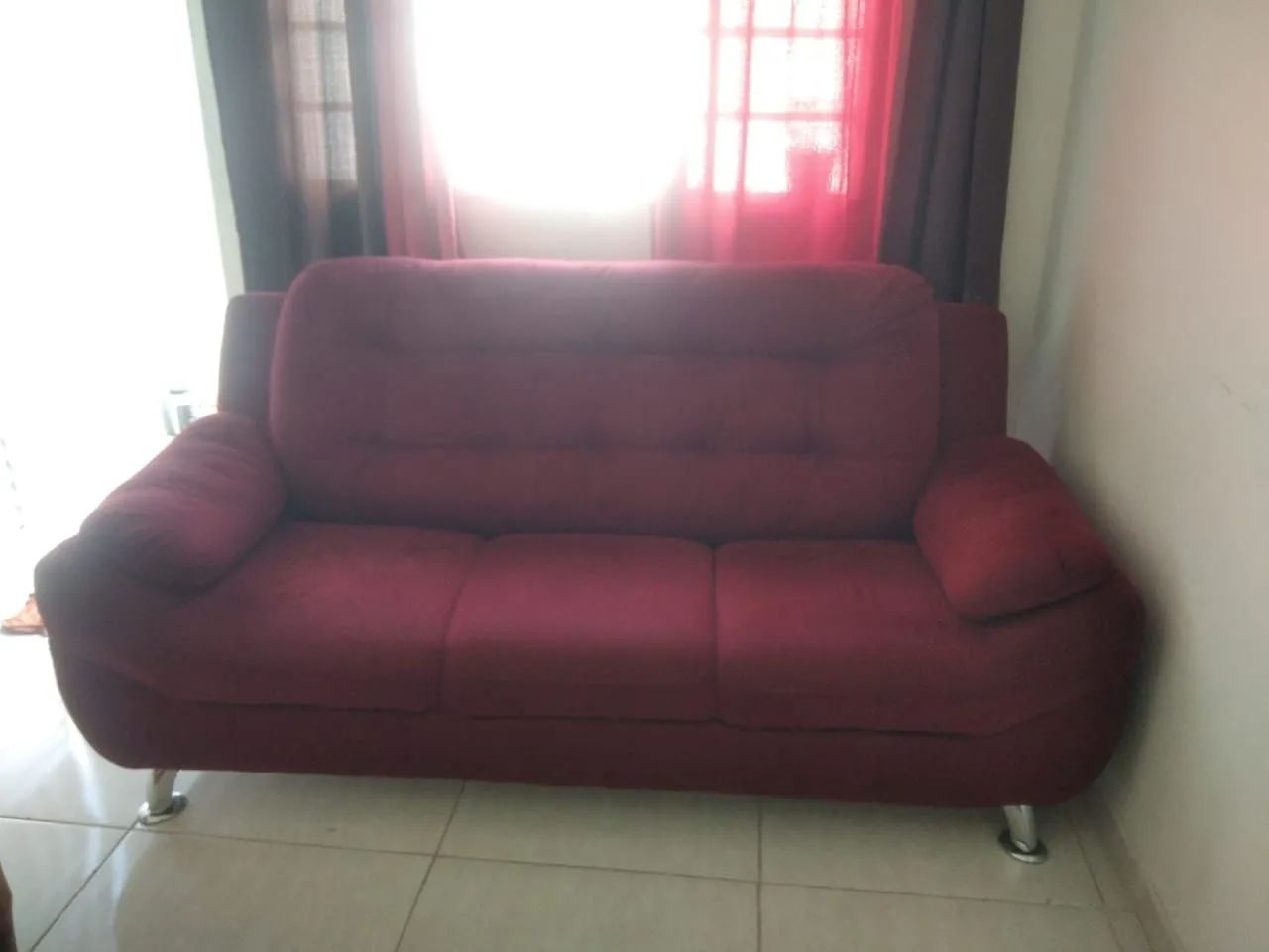 Sofá 3 e 2 lugares vermelho - Foto 3