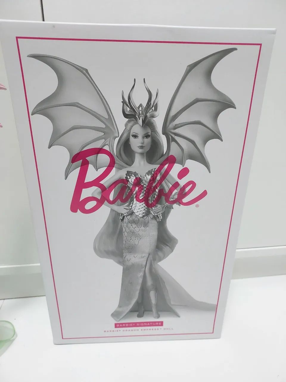 Boneca barbie dragon collector - Foto 3