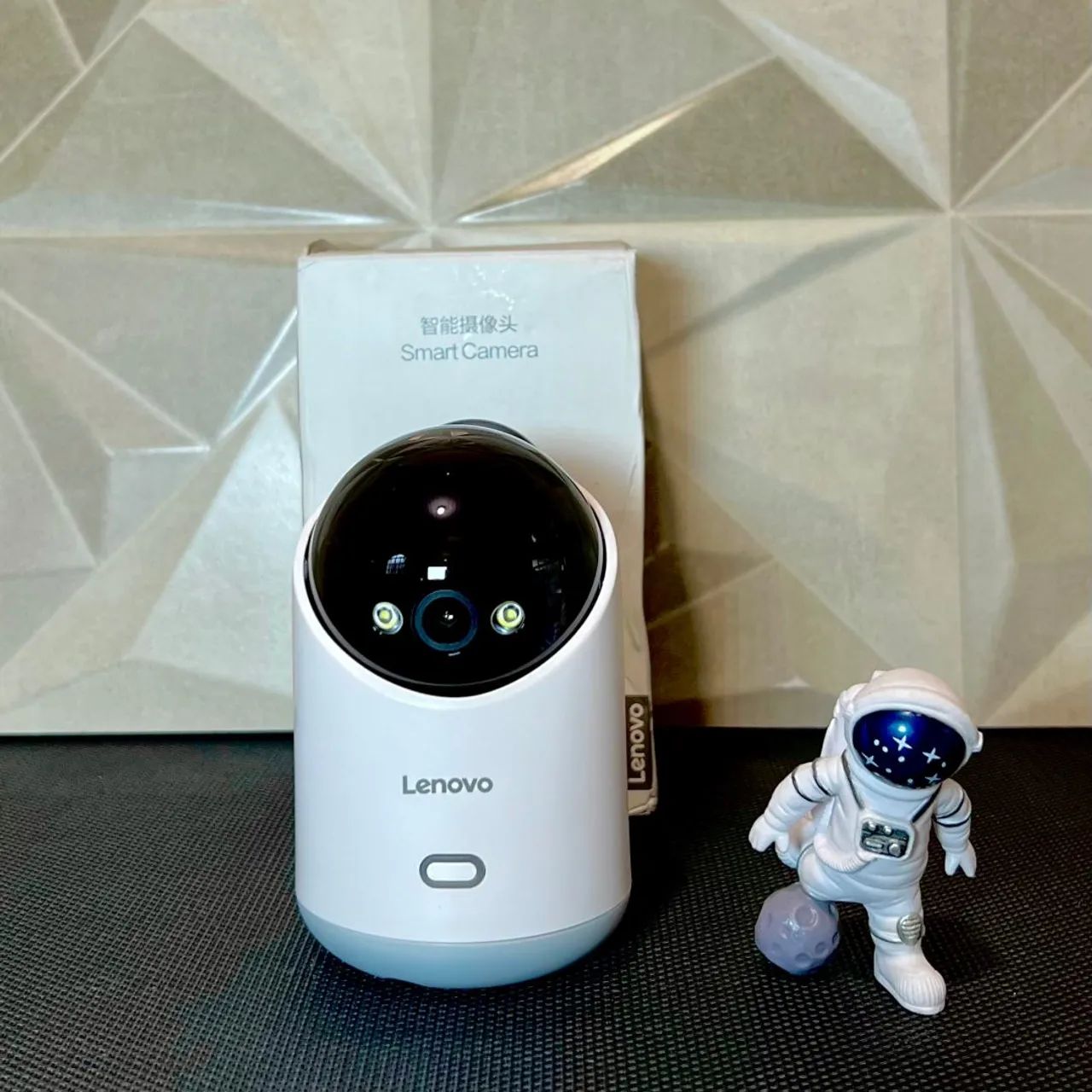 Câmera de Vigilância Interna Lenovo