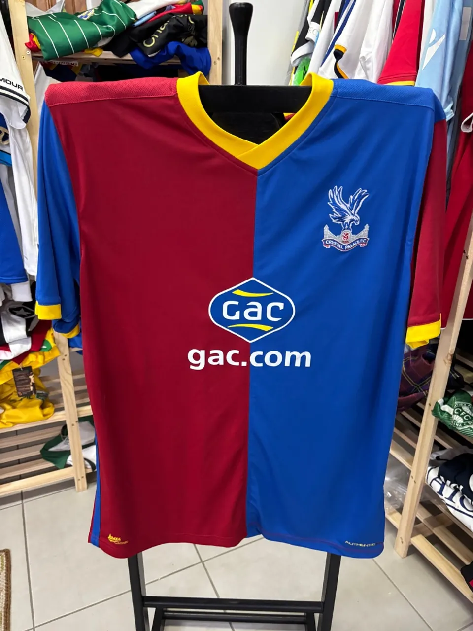 Camisa Crystal Palace 2013/2014 na etiqueta
