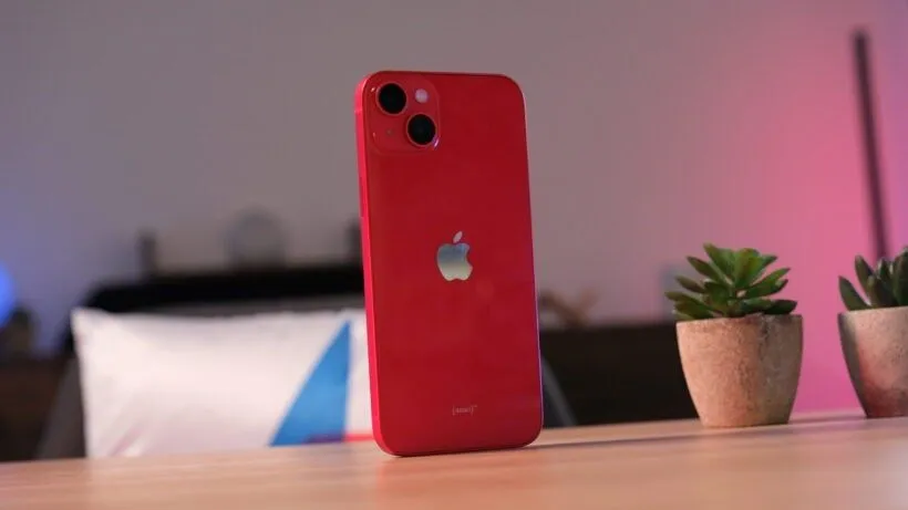iPhone 14 Plus Product Red