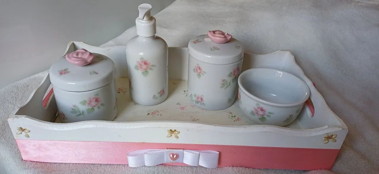 Kit Higiene Bebê Porcelana Flor