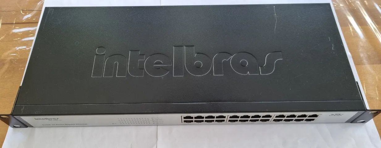 Switch Gigabit Intelbras Sg 2400 Qr 24 Portas Seminovo (Usado) - Foto 2