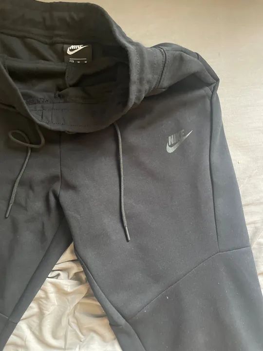 Conjunto Nike Tech Fleece Masculino Preto M - Foto 4