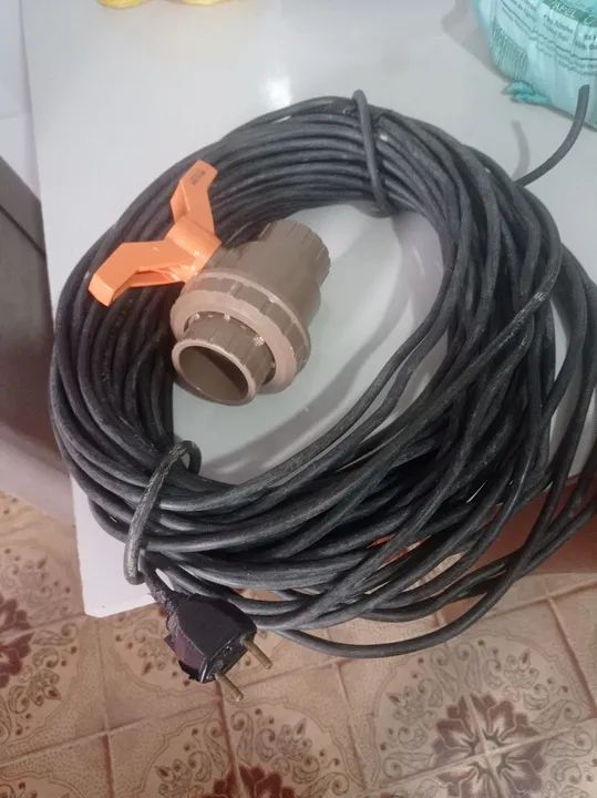 Cabo de extensão com tomada - Foto 2