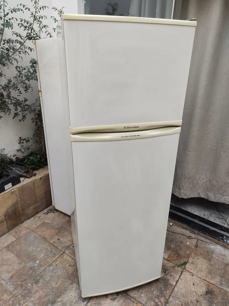 Geladeira 110v Electrolux DC360 revisada funcionando perfeitamente entrego no vale