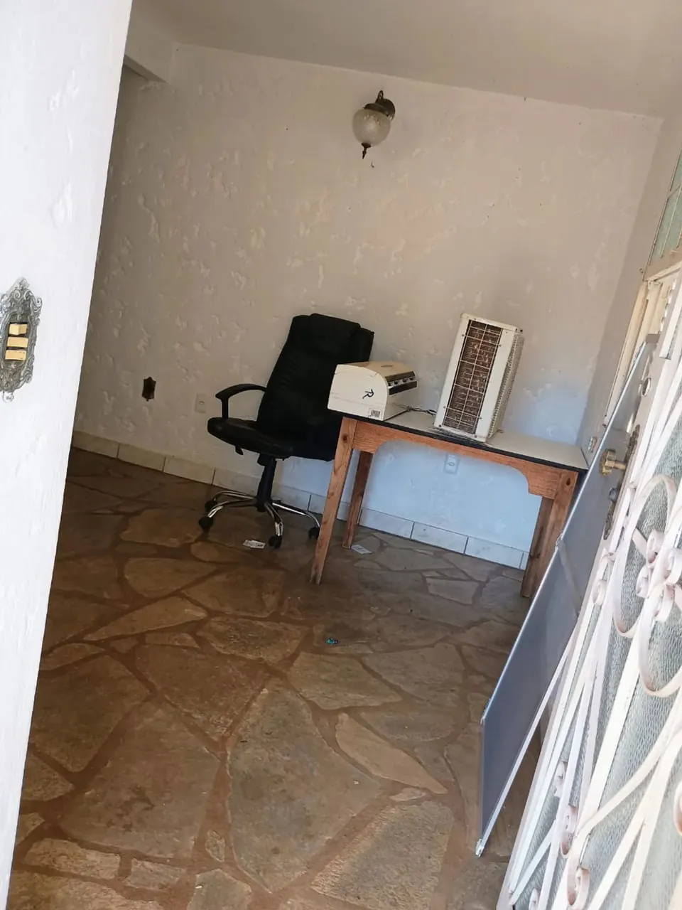 Imóvel para aluguel com 85 metros quadrados com 1 quarto