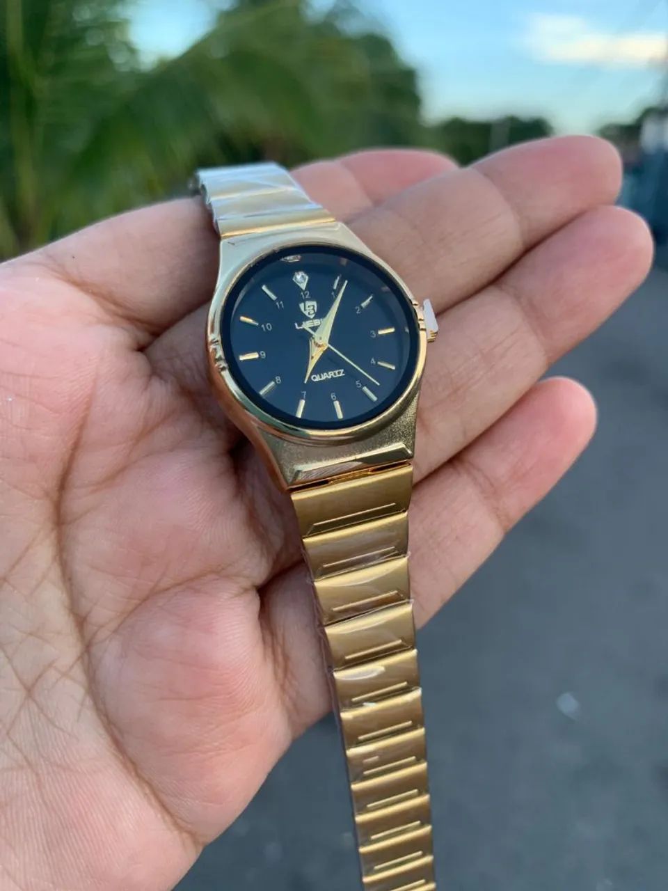 Relógio Dourado Quartz Elegante a prova de água  - Foto 2