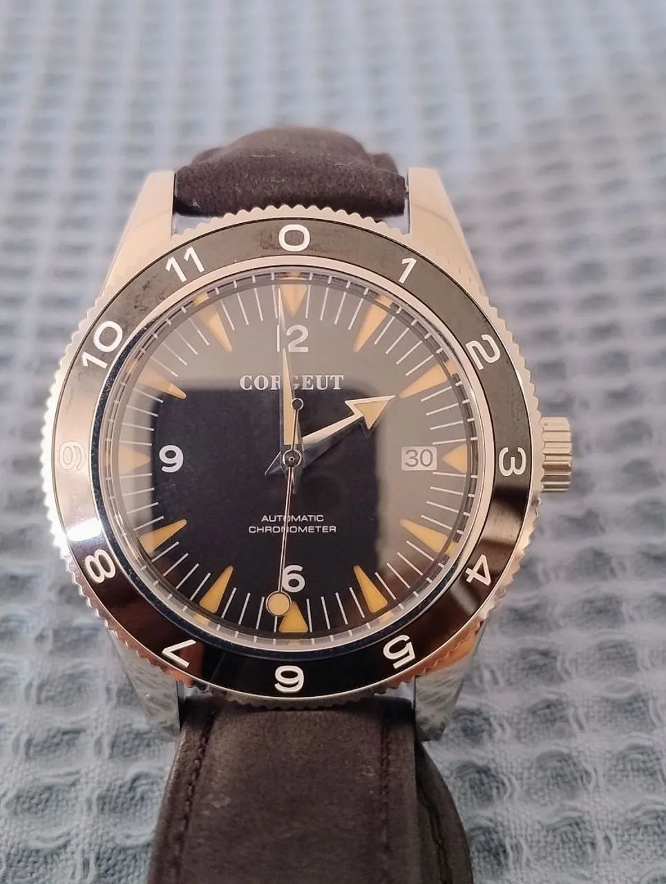 Relógio Corgeut Automático.