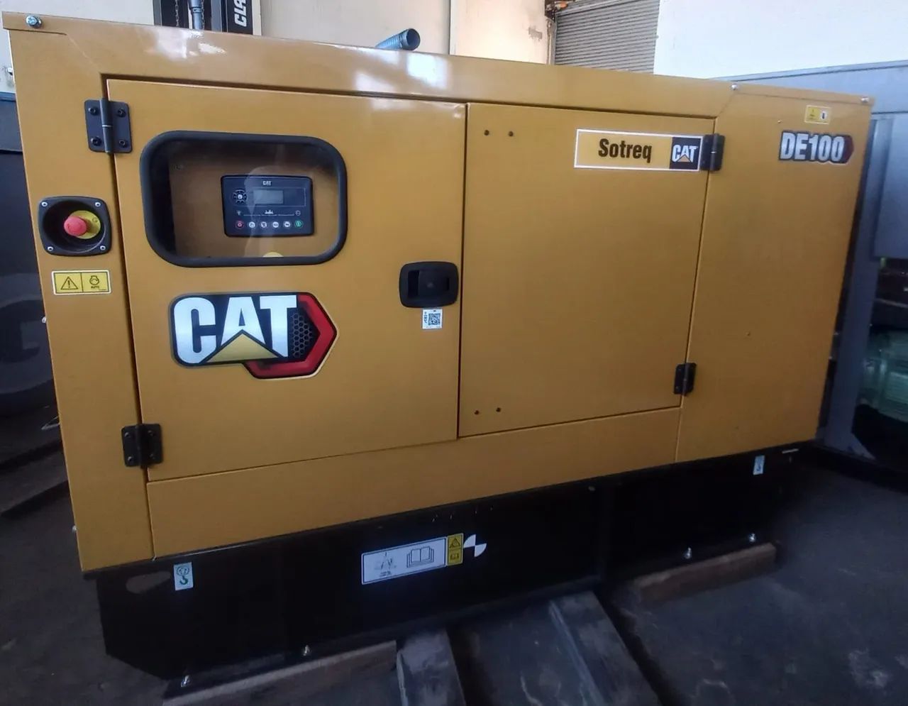 Grupo Gerador 100kva Caterpillar 
