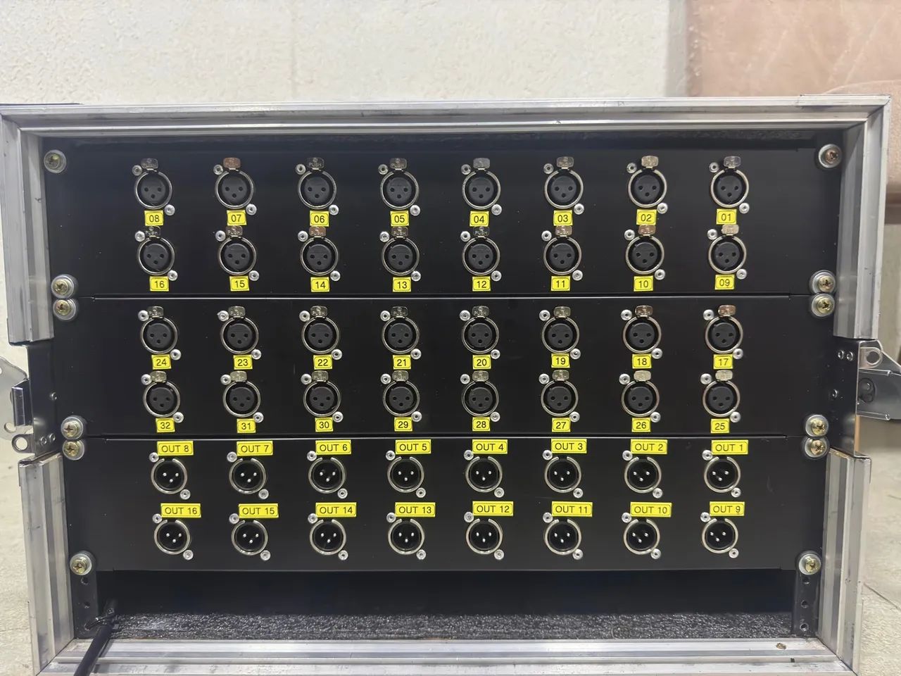 Mesa de som Behringer X32 Rack com Stage Box 16 canais - Foto 3