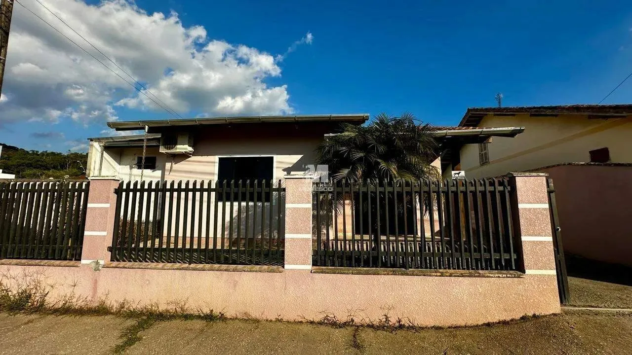 Casa a venda em Brusque no Bairro Dom Joaquim