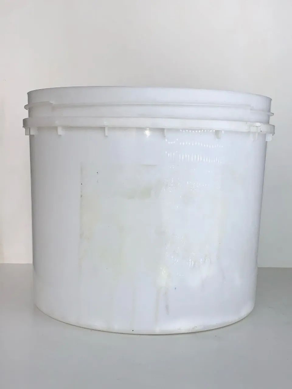 BALDE MULTI USO de plástico c/tampa 55 litros  - Foto 5
