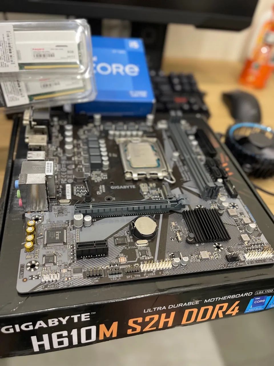 Kit Intel 12400F + H610M S2H + 2x8GB  - Foto 2