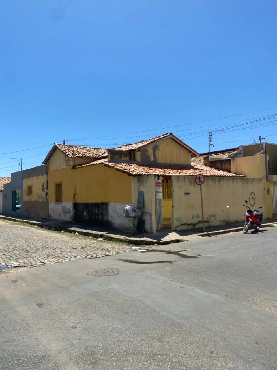 Casa LOCALIZAÇÃO COMERCIAL