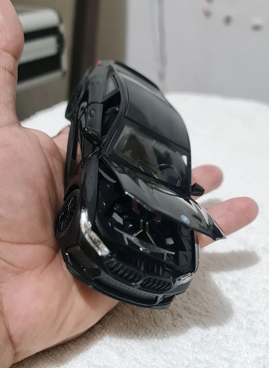 Carrinho miniatura BMW M8  - Foto 5