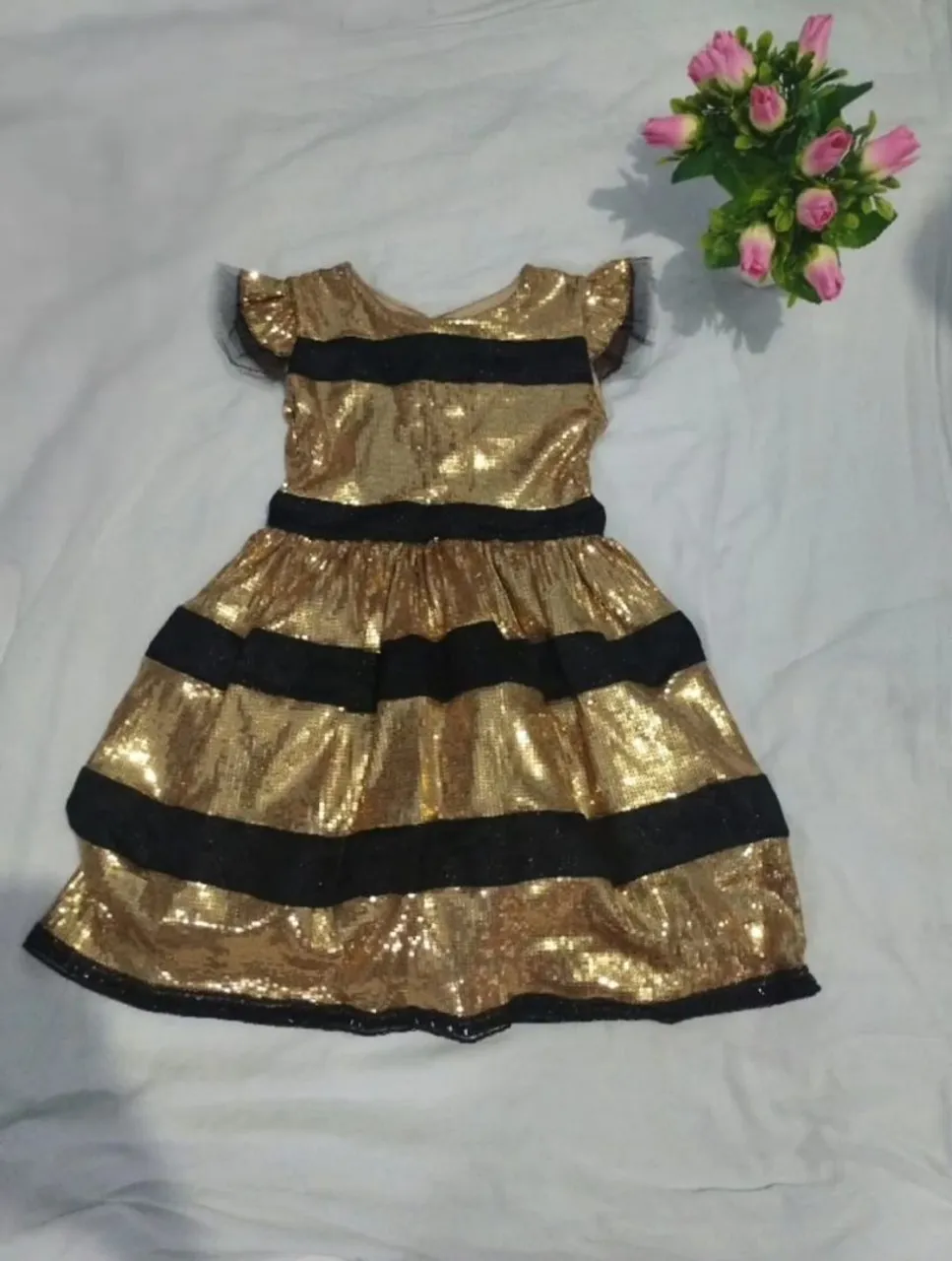 Vestido LOL Surprise Queen Bee Tam.6 Anos