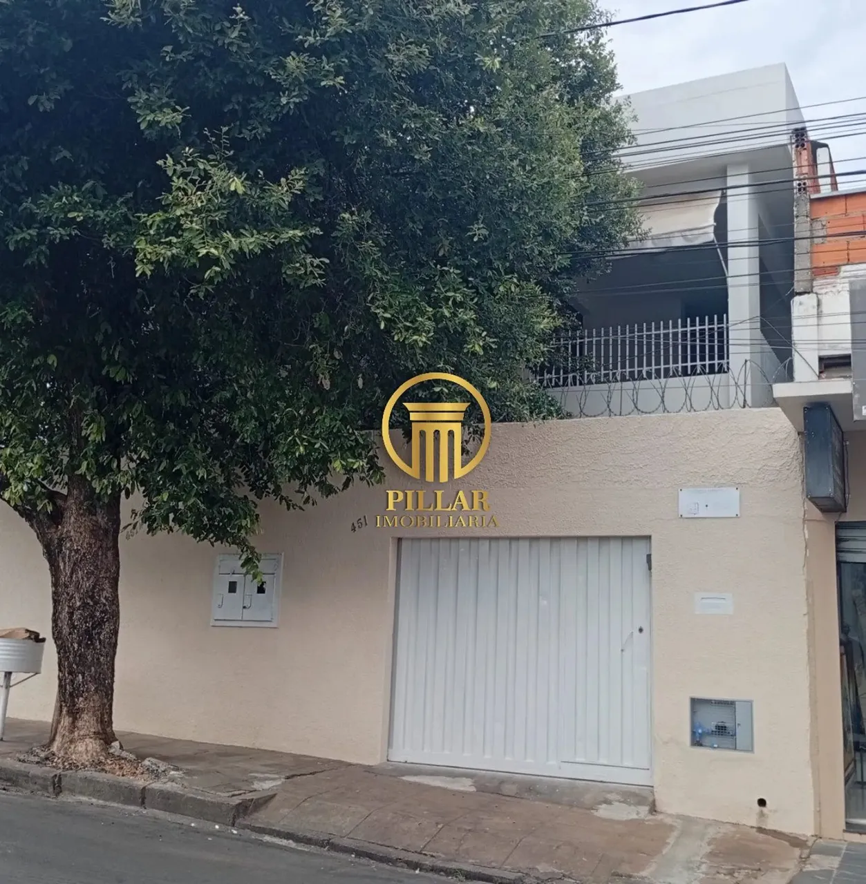 CASA DISPONIVEL PARA LOCAÇÃO NO BAIRRO CÂNDIDA CÂMARA - MONTES CLAROS/MG