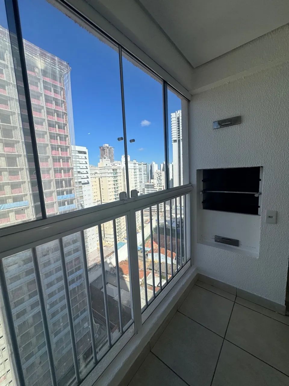Aluga-se apartamento próximo ao parque flamboyant 