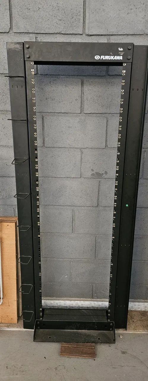 Rack Furukawa - Rack de Servidor