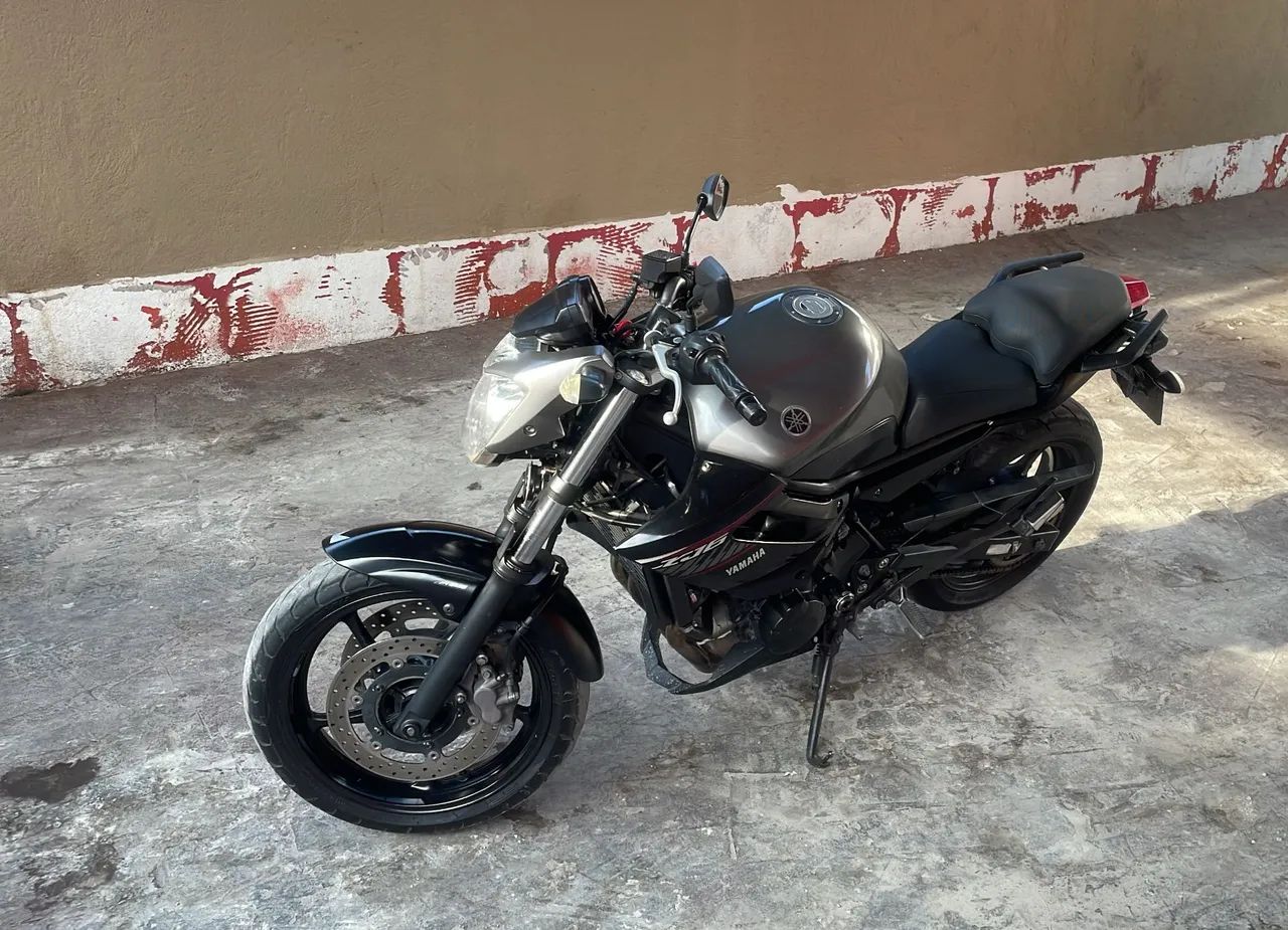 XJ6 600 ABS - Foto 2