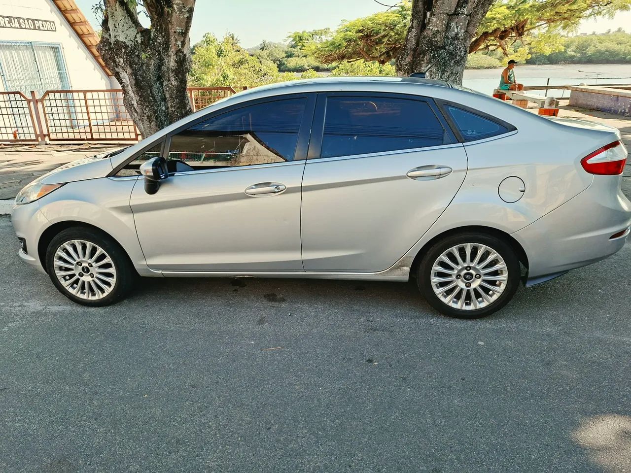 Ford Fiesta Fiesta Sed. TI./TI.Plus1.6 16V Flex Aut. 2014