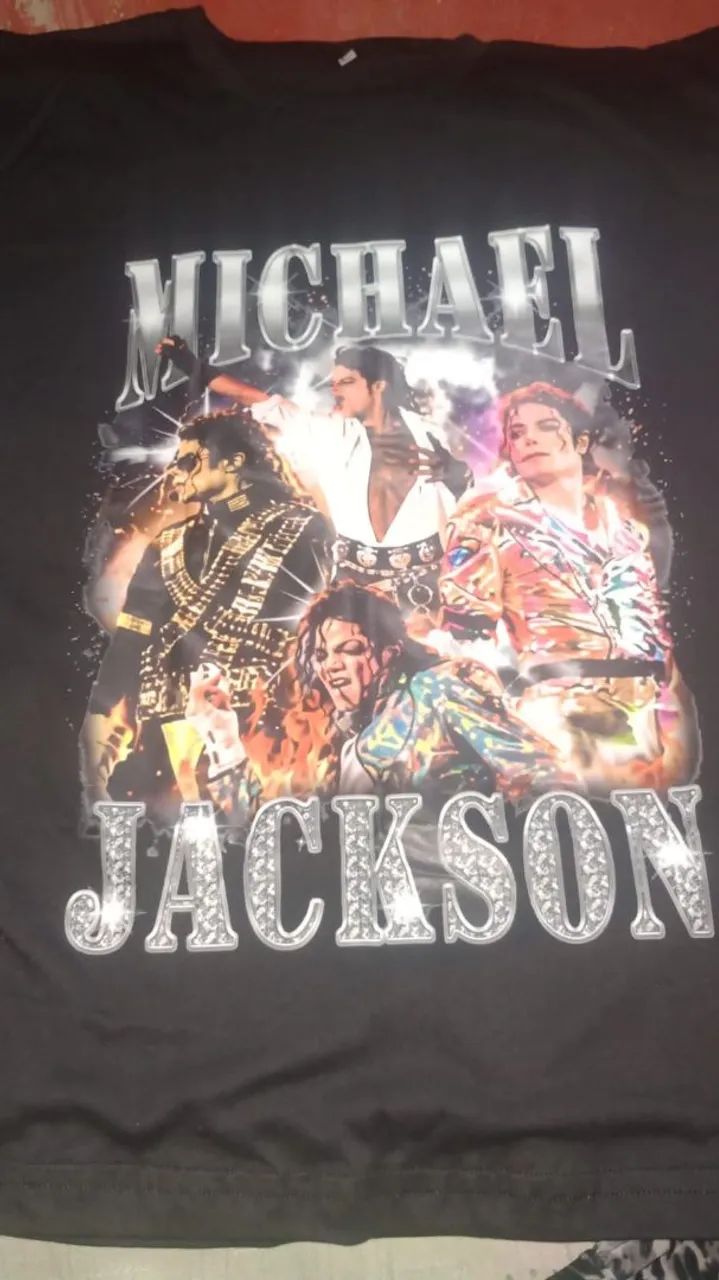   CAMISA DO MICHAEL JACKSON NOVA! Comprada na shopee e nunca usada. Vendo a 38,00 - Foto 4