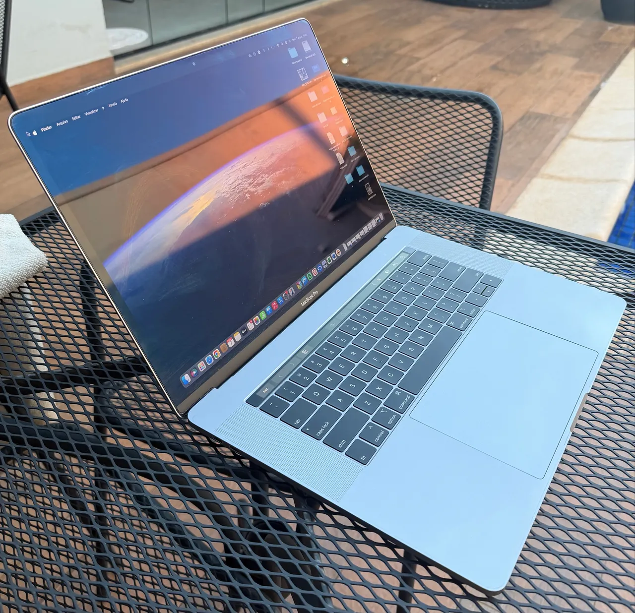 macbook pro 15 2009