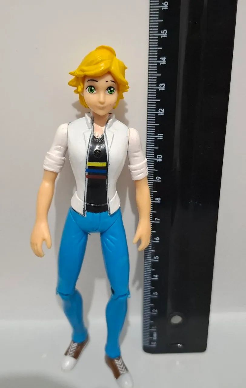 Miraculous Adrien Boneco Bootleg (LEIA A DESCRIÇÃO) - Foto 2