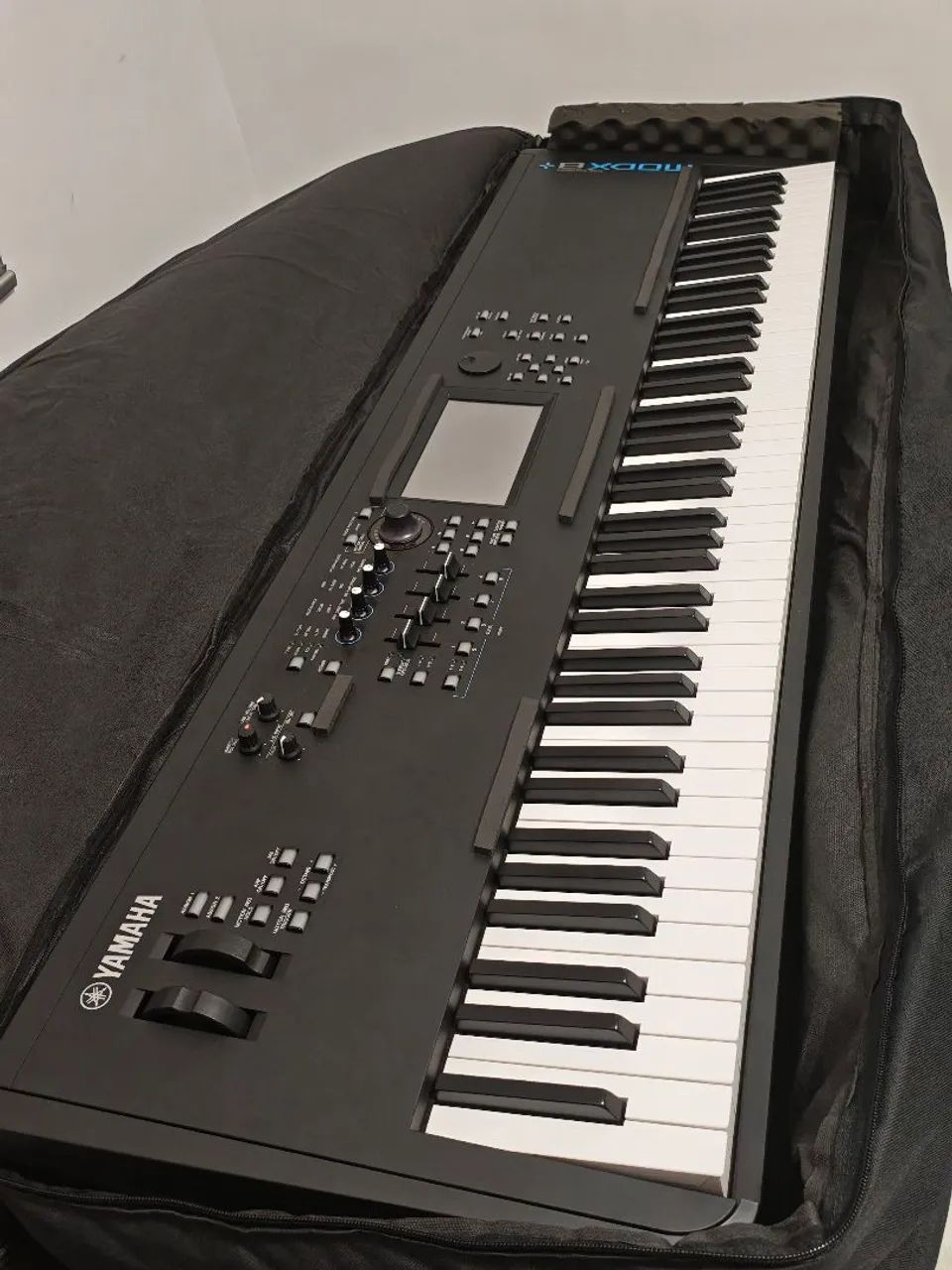 Teclado Modx 8 plus