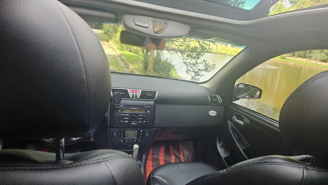 Fiat Stilo Dualogic 1.8 Blackmotion Flex 8V 2010 - Foto 5